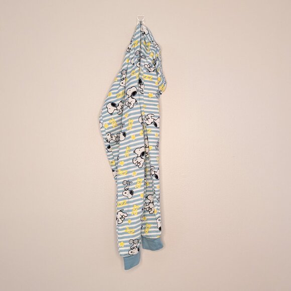 ๐ 2 for 15 ๐ Two Piece Snoopy Pyjama Set - Picture 4 of 6